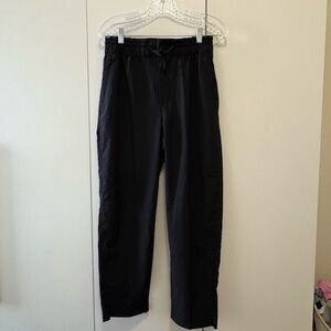 Old navy, size S, straight black women pant, small slit leg